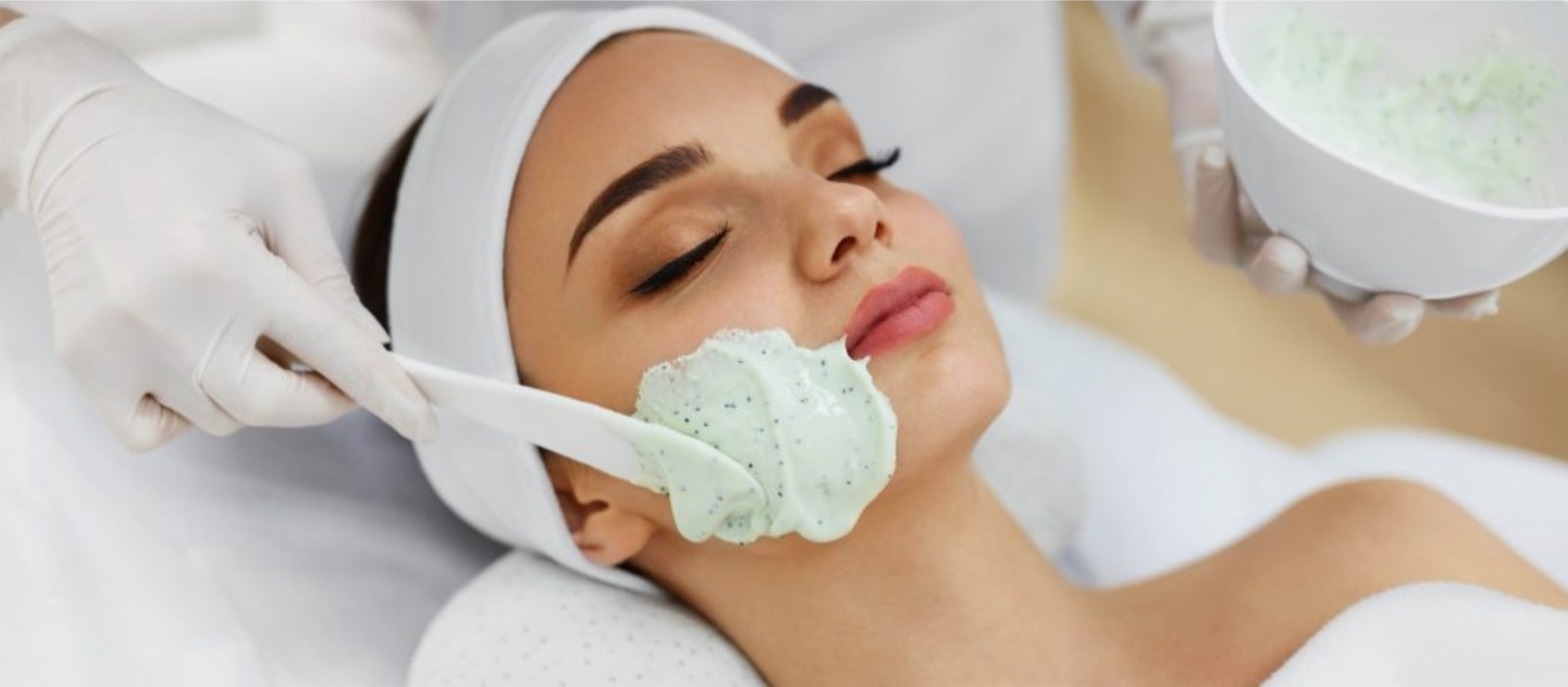 Welcome to Esthetiq Academy Best Cosmetology Coures in Pune