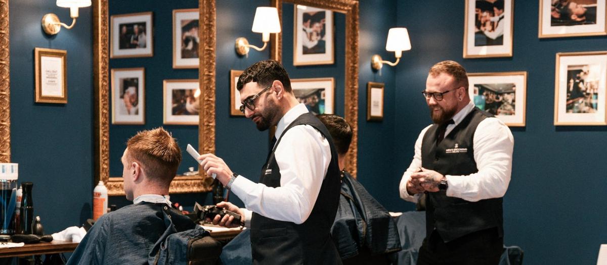 NITIN HAIR SALON in Vadodara, India